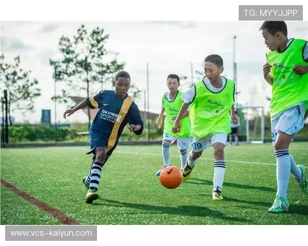 意甲球员语言学习项目,跨文化沟通能力